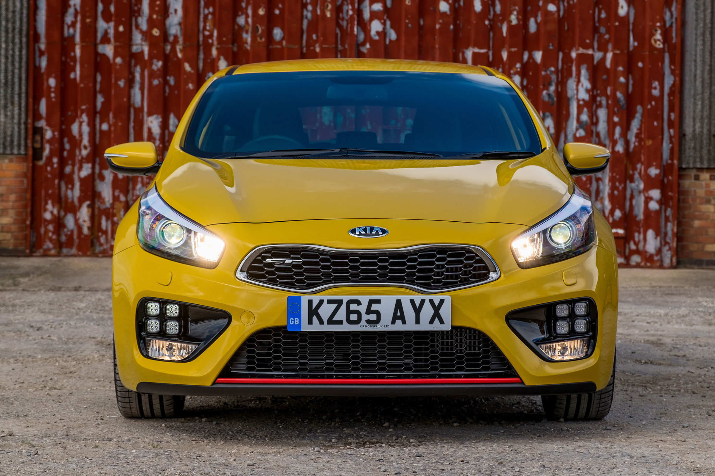Kia Pro_cee'd GT 2015 - nose