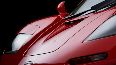 McLaren F1 nose