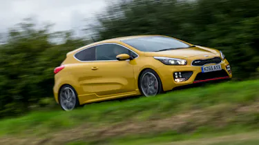 Kia Pro_cee'd GT 2015 - panning