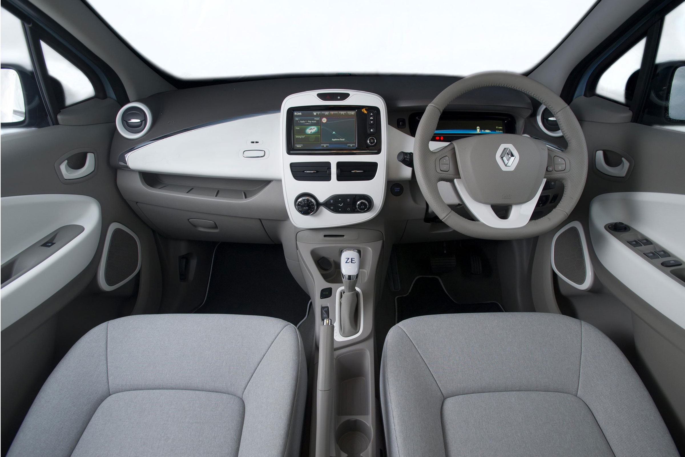Renault Zoe 2015 interior