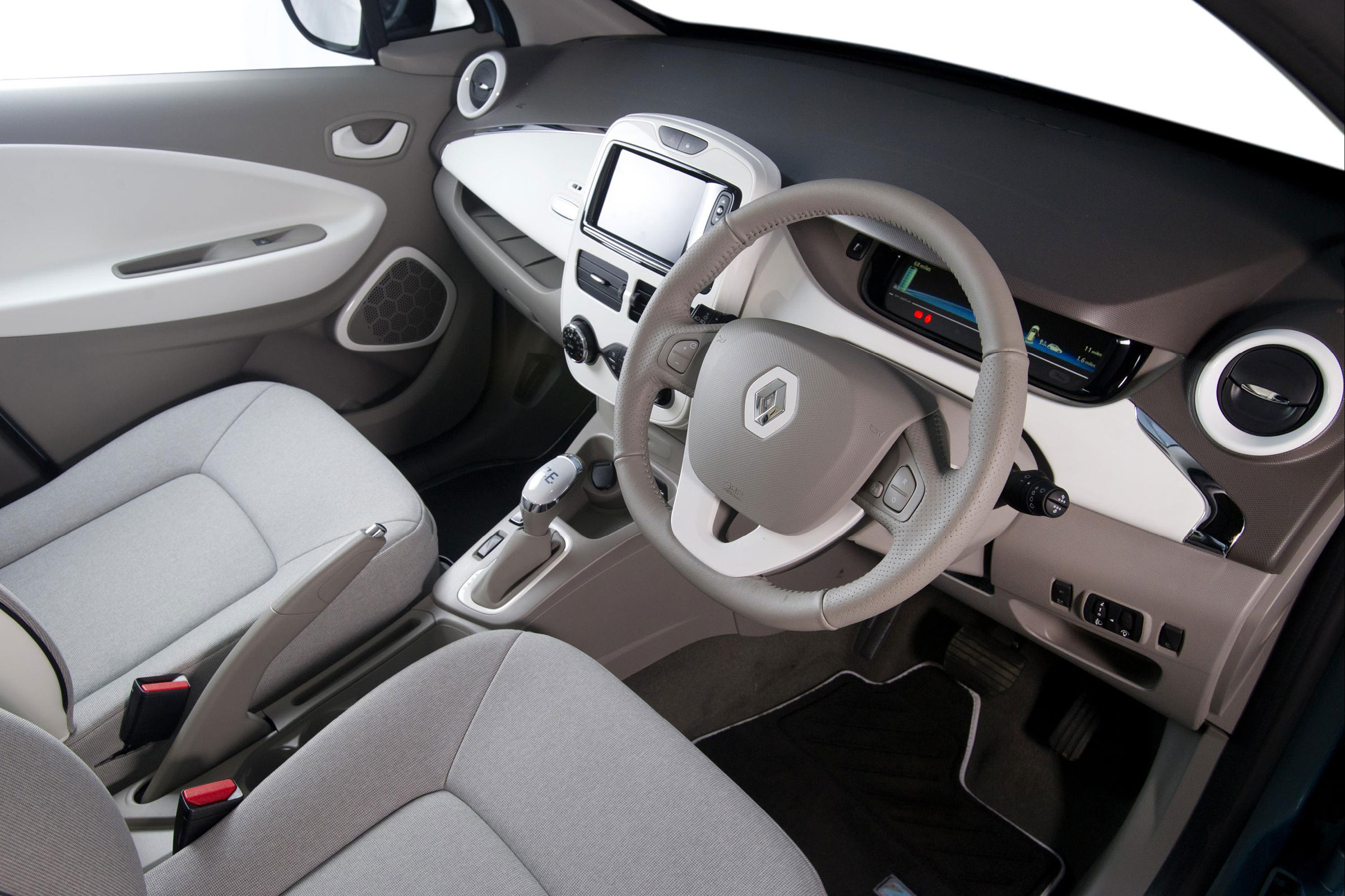 Renault Zoe 2015 cabin