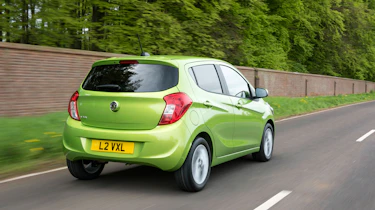 Vauxhall Viva 2015 - rear tracking