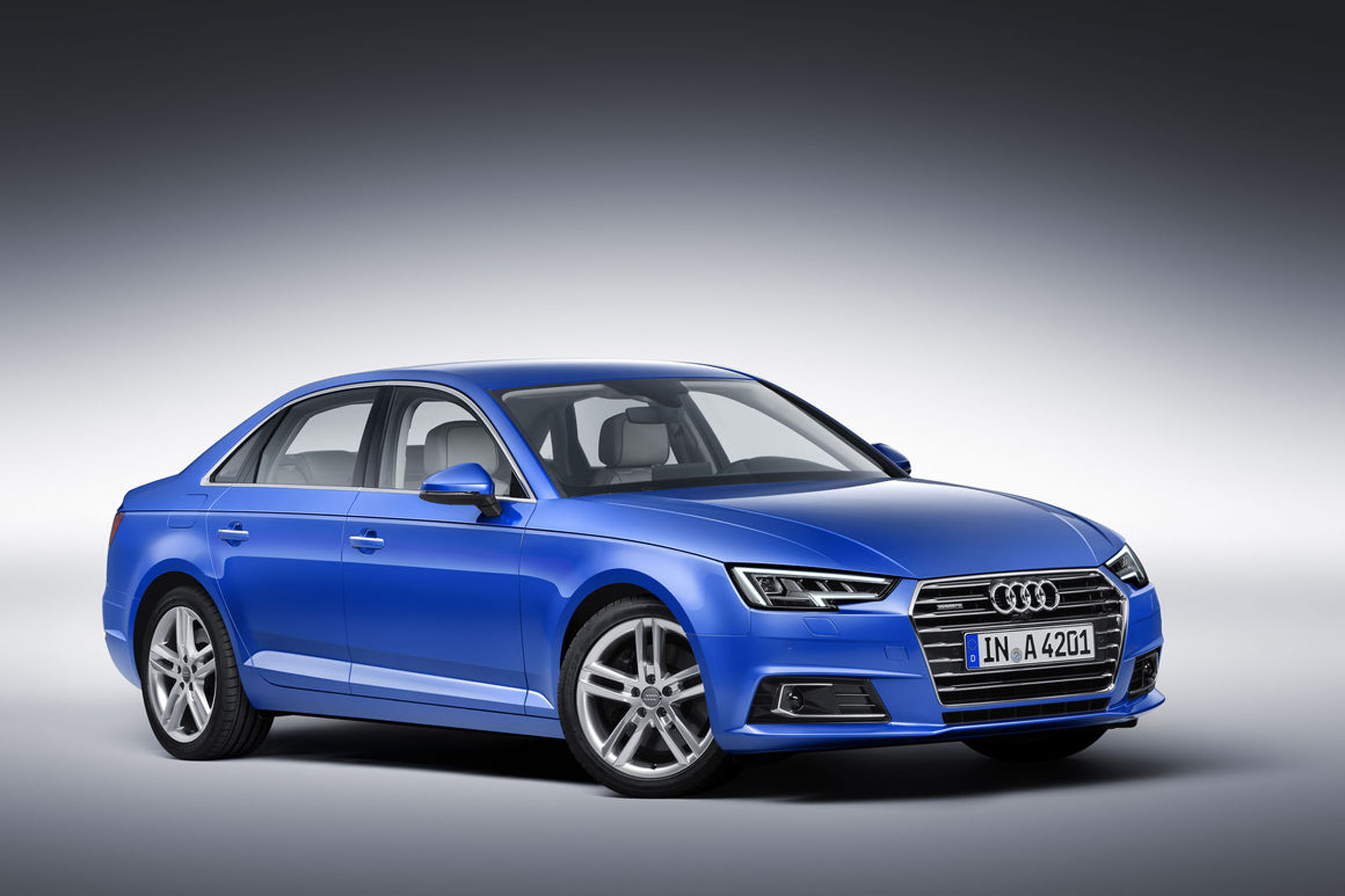 Audi A4 saloon front