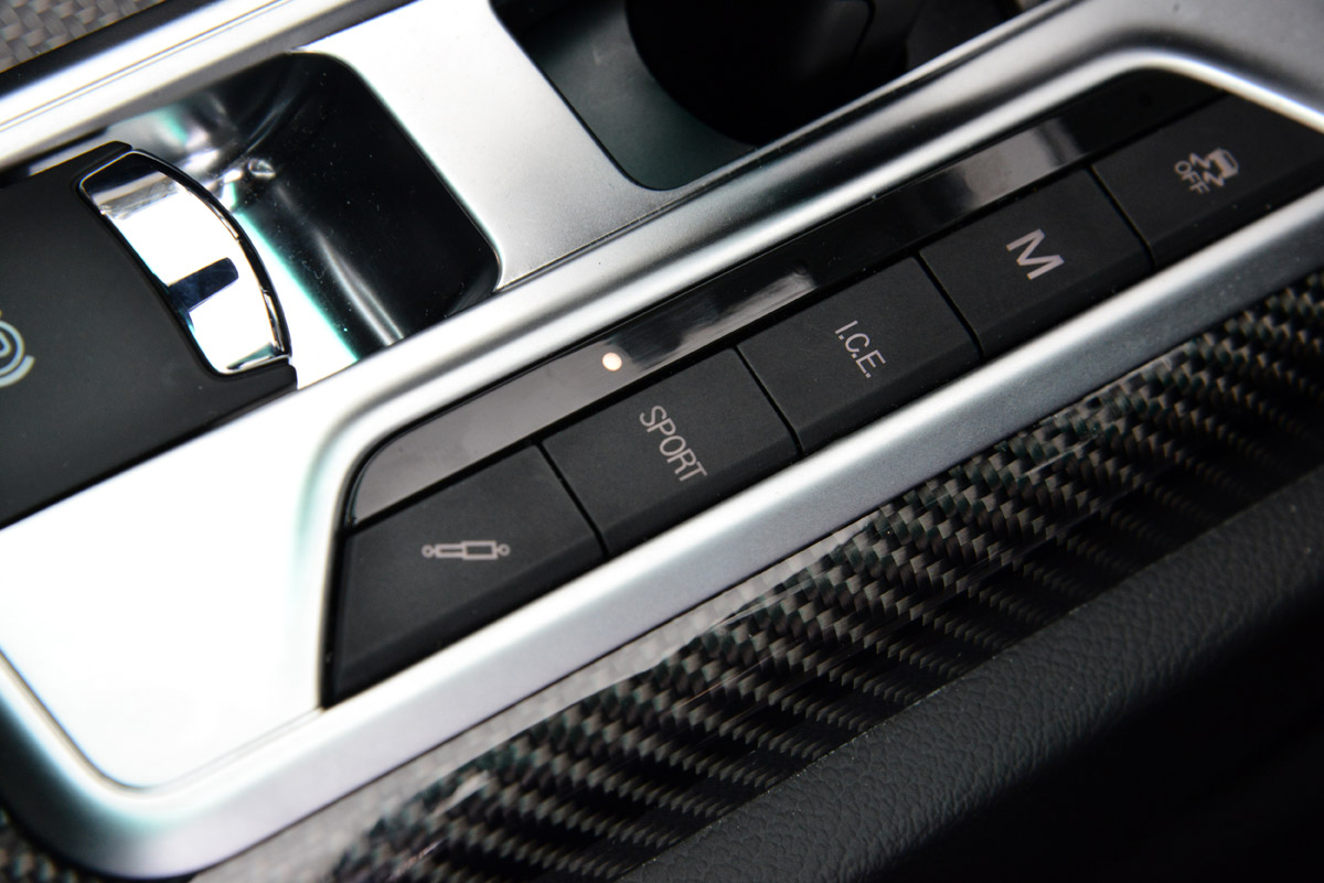 Maserati Quattroporte 2014 buttons