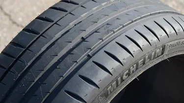 Michelin Alpin A4