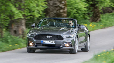 Ford Mustang Convertible - front driving