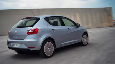 SEAT Ibiza 2015 facelift - rear tracking