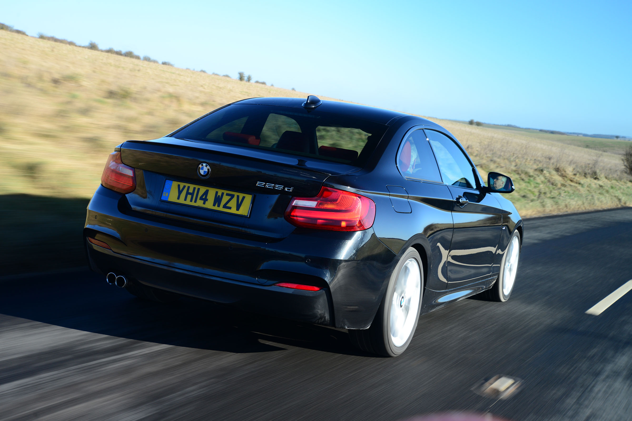 BMW 2 Series M Sport - rear tracking