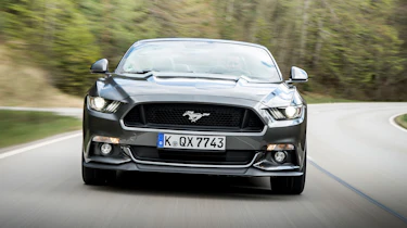 Ford Mustang Convertible - front