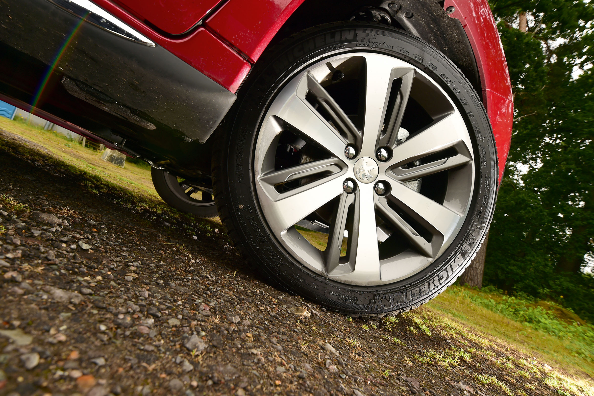 Peugeot 3008 - wheel