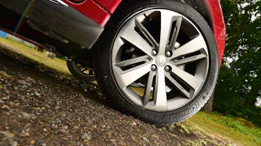 Peugeot 3008 - wheel