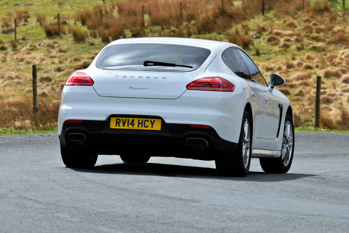 Porsche Panamera 2014 rear action