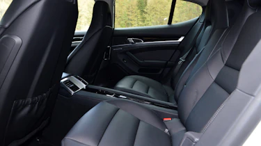 Porsche Panamera 2014 rear seats