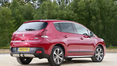 Peugeot 3008 - rear static