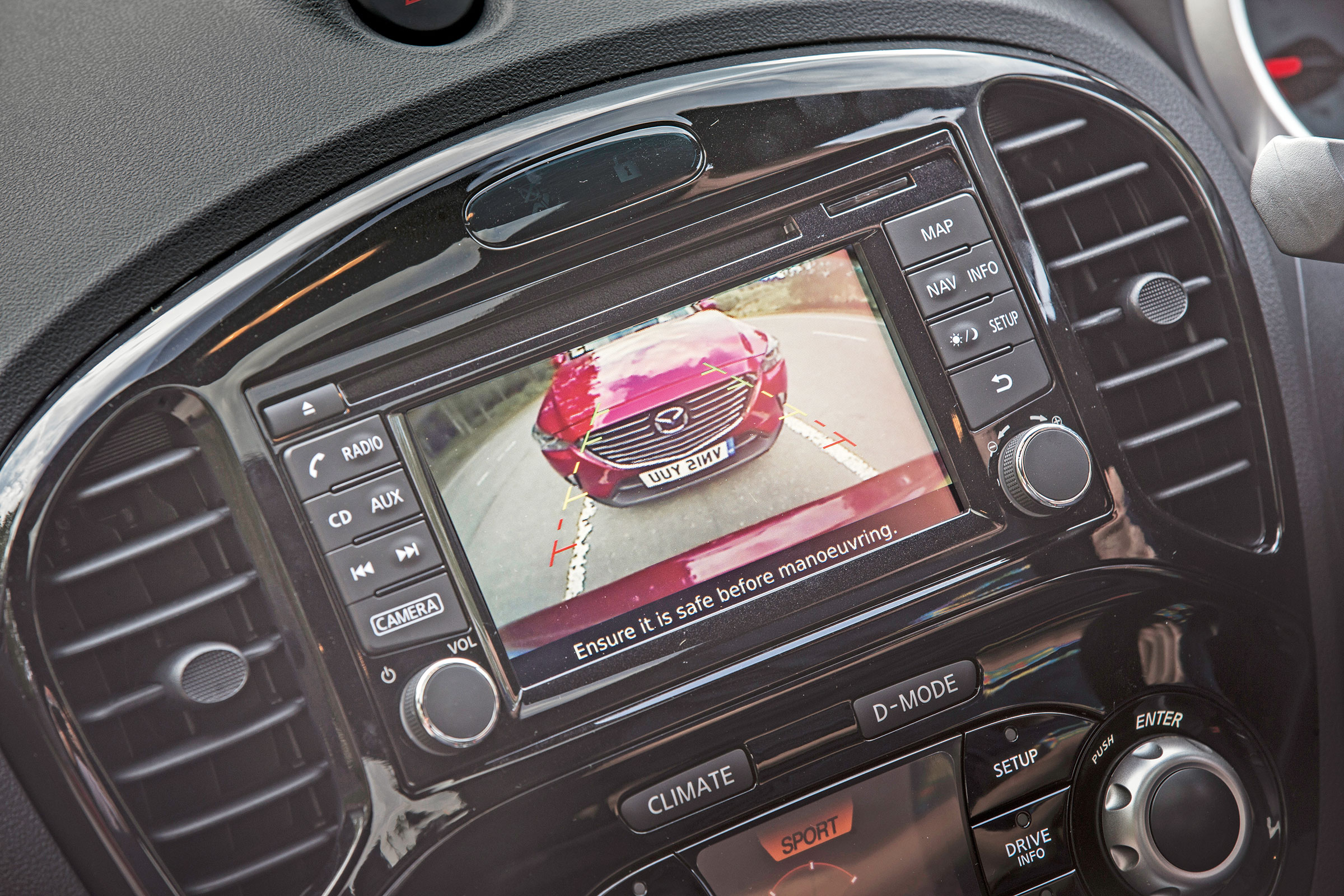 Nissan Juke - screen
