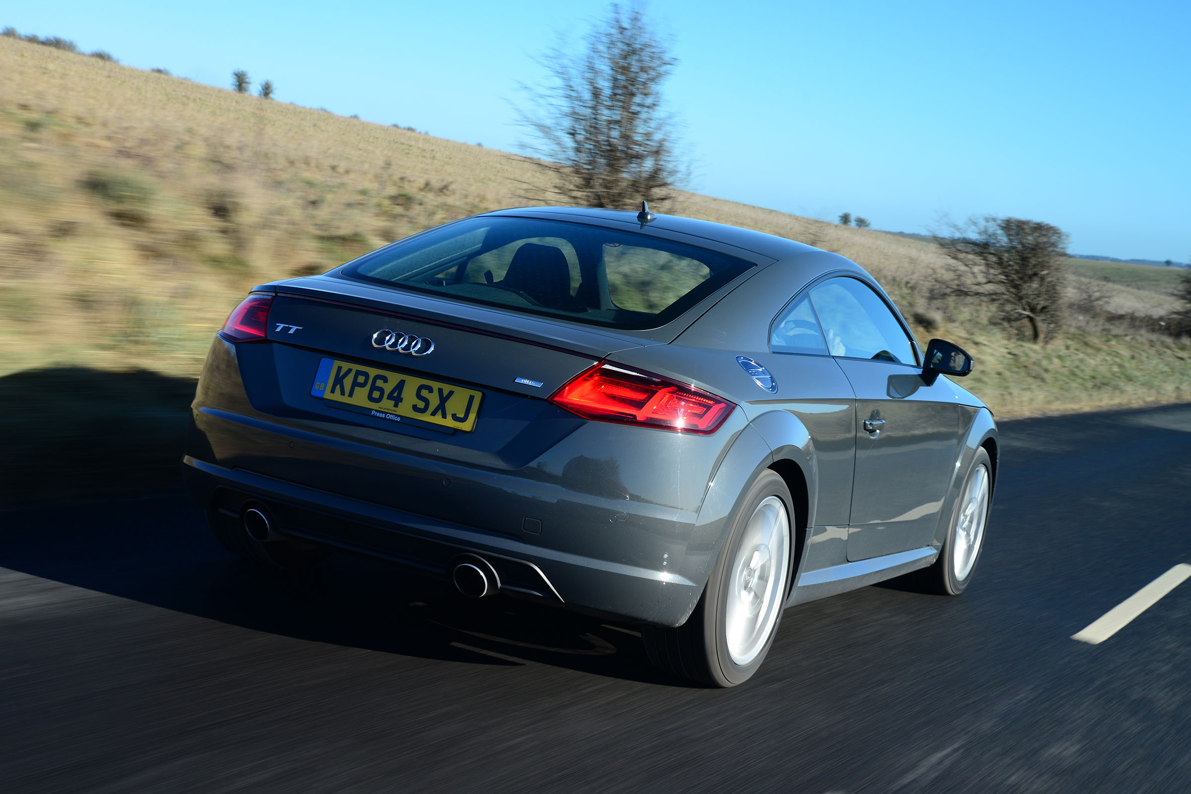 Audi TT Ultra - rear tracking