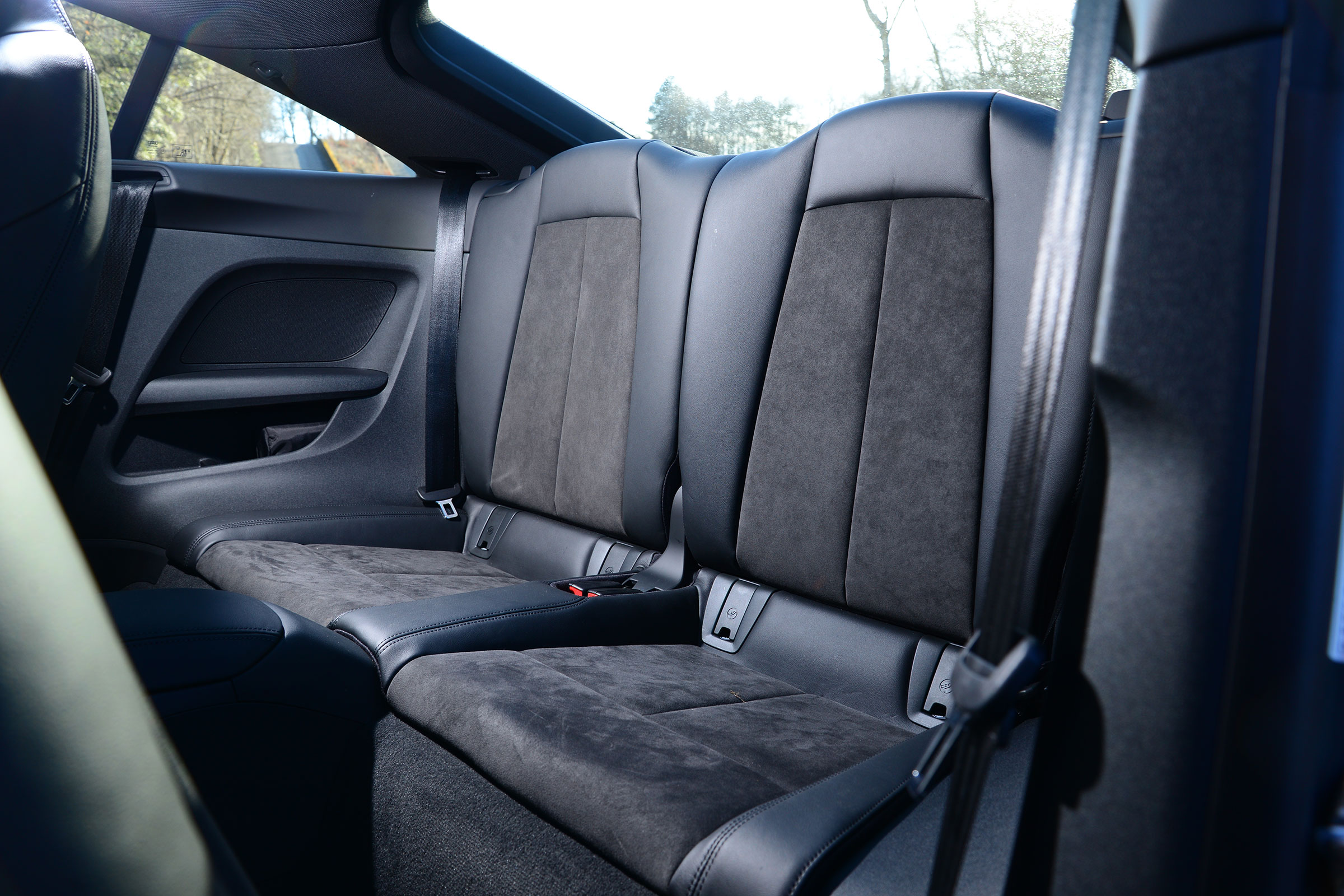 Audi TT Ultra - rear seats