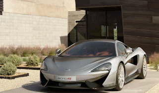 McLaren 570S - front static