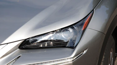 Lexus NX lights