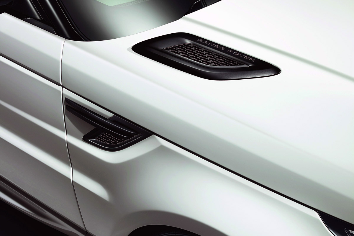 Land-Rover-Range-Rover-Sport-Stealth-Pack-vents