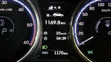 Hyundai ix35 dials