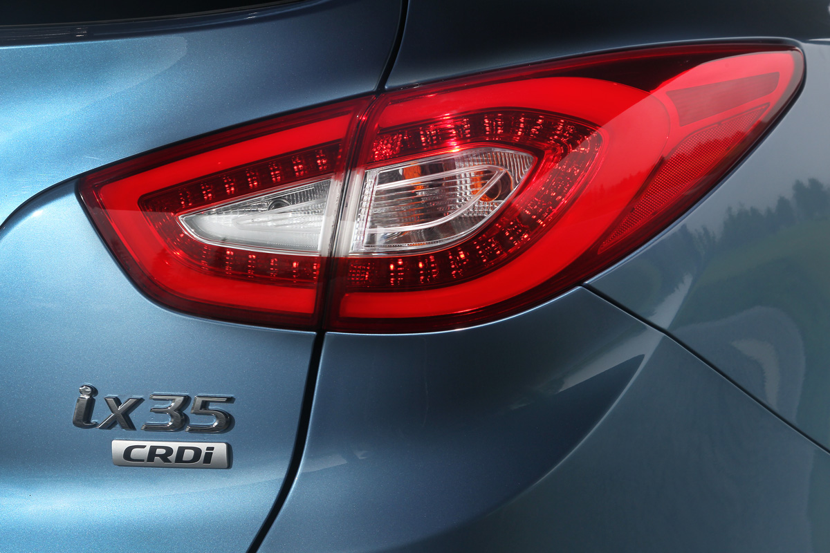 Hyundai ix35 badge