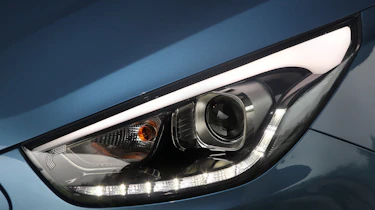 Hyundai ix35 headlight