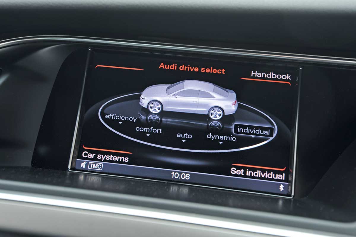 Audi A5 Coupe display