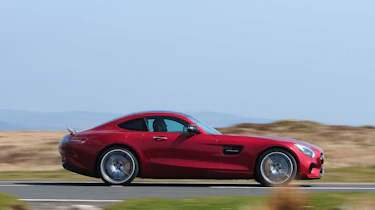 Mercedes-AMG GT S 2015- panning