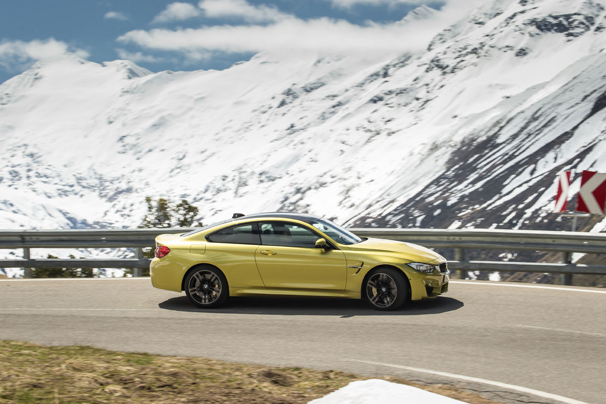 BMW M4 side