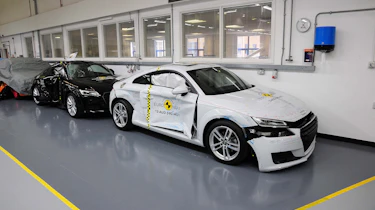 Audi TT Euro NCAP - white