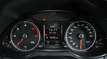Audi Q5 dials