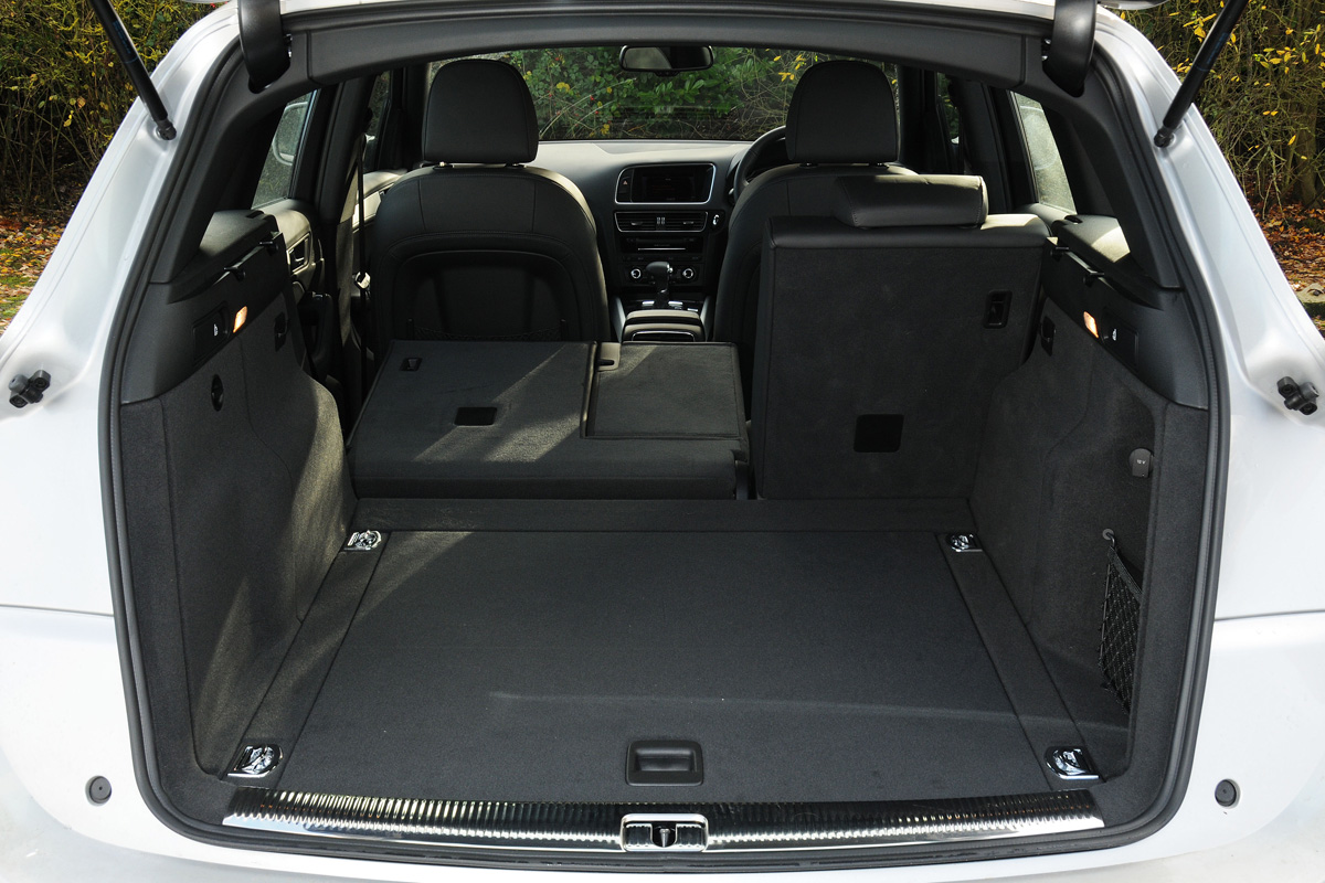 Audi Q5 boot