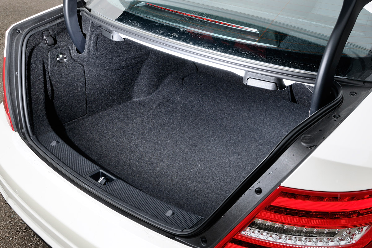 Mercedes C-Class Coupe boot