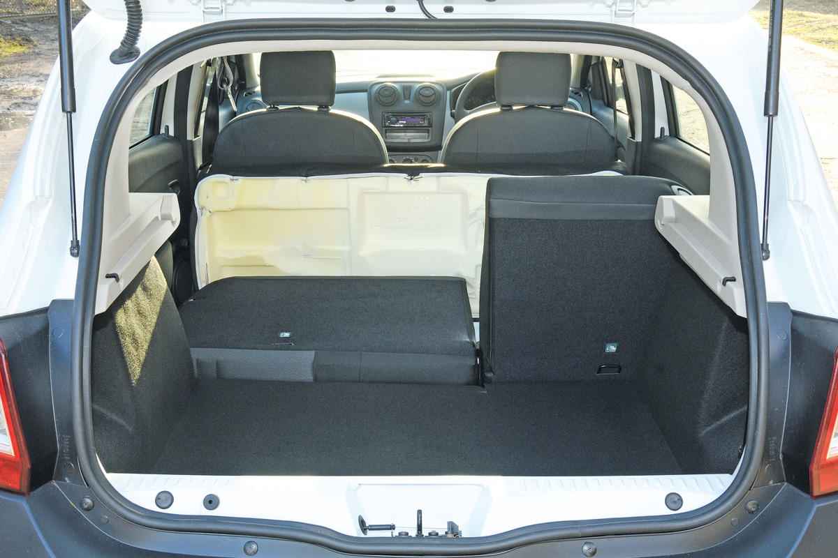 Dacia Sandero Access boot