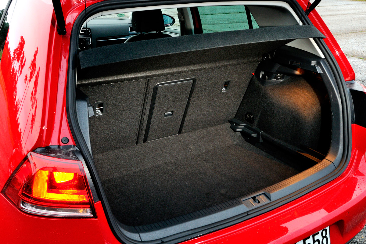 Volkswagen Golf Mk7 boot