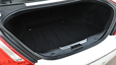 Jaguar XJ L boot