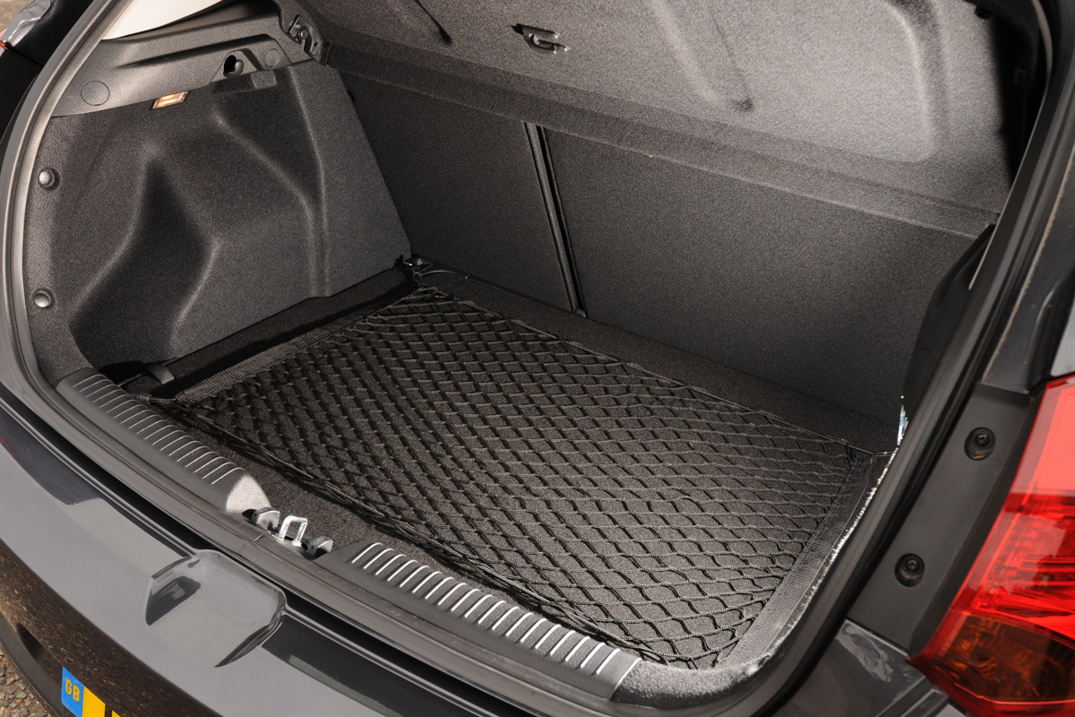 Kia Cee'd Sportswagon boot