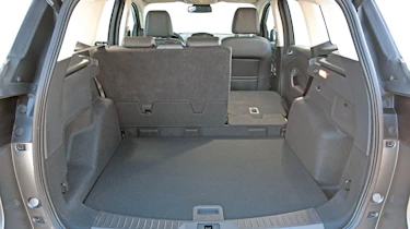 Ford Kuga 2.0 TDCi boot