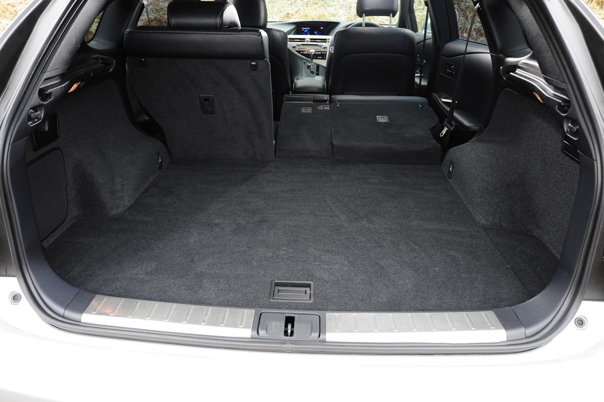 Lexus RX450h boot