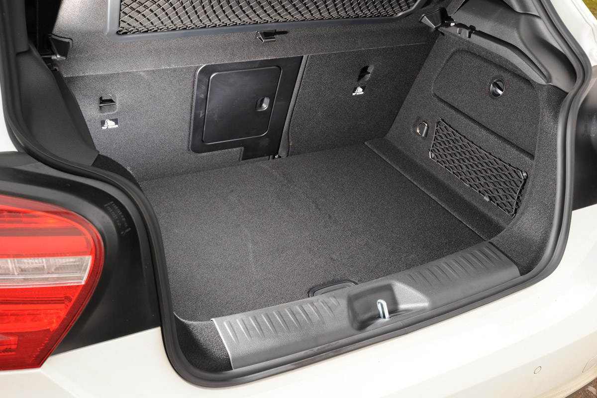 Mercedes C250 CGI Coupe boot