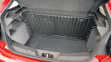 Alfa Romeo MiTo boot