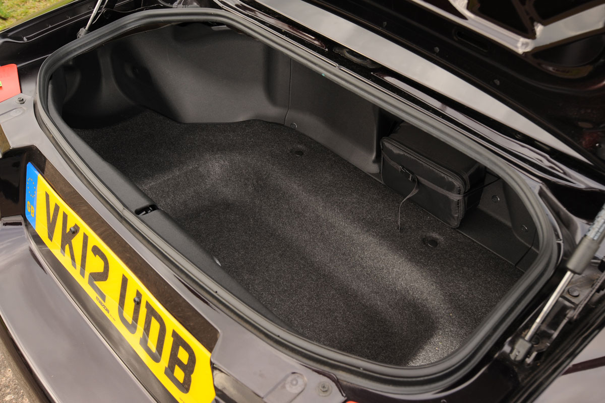 Mazda MX-5 boot