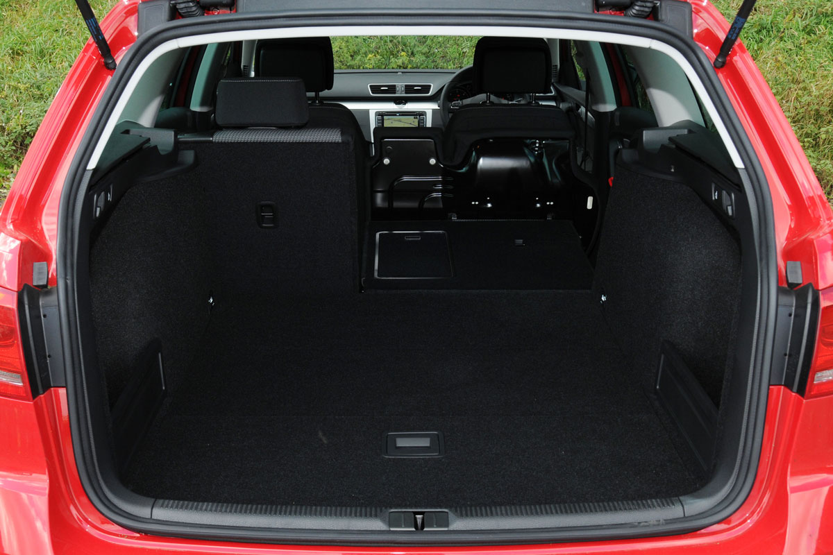 Volkswagen Passat Estate boot