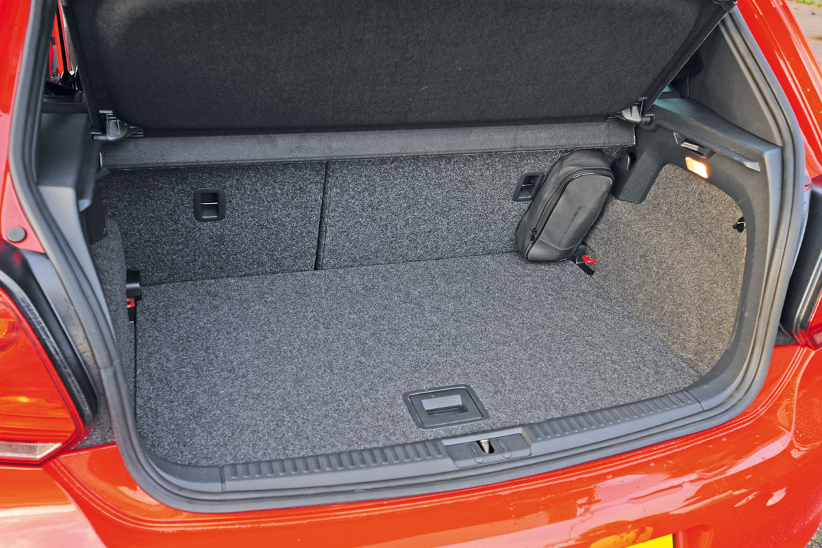 Volkswagen Polo boot