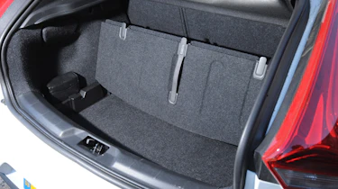 Volvo V40 boot