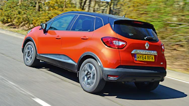 Renault Captur - rear tracking