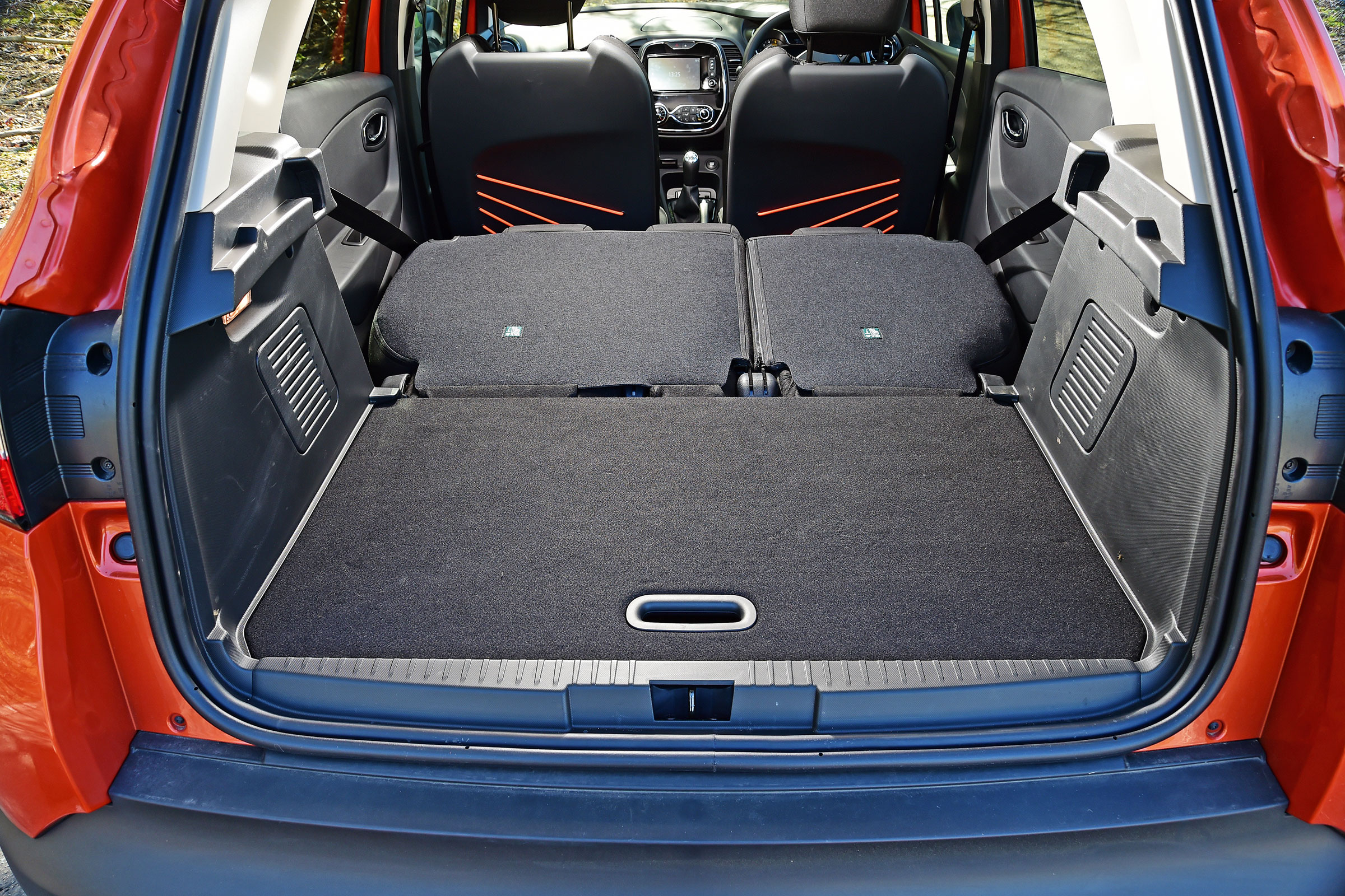Renault Captur - boot