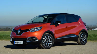 Renault Captur - front static