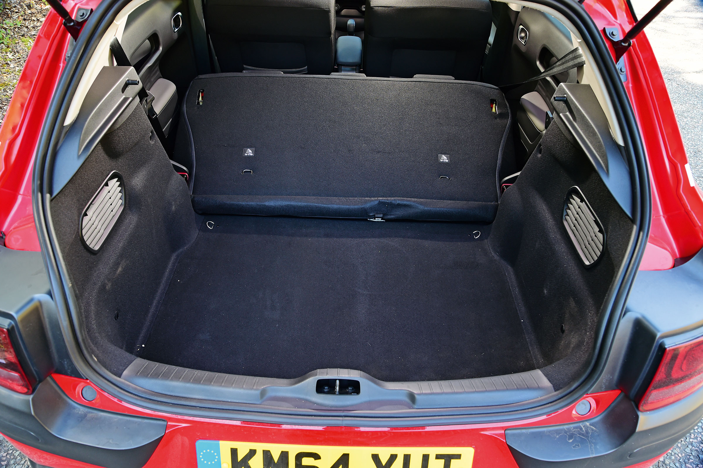 Citroen C4 Cactus - boot